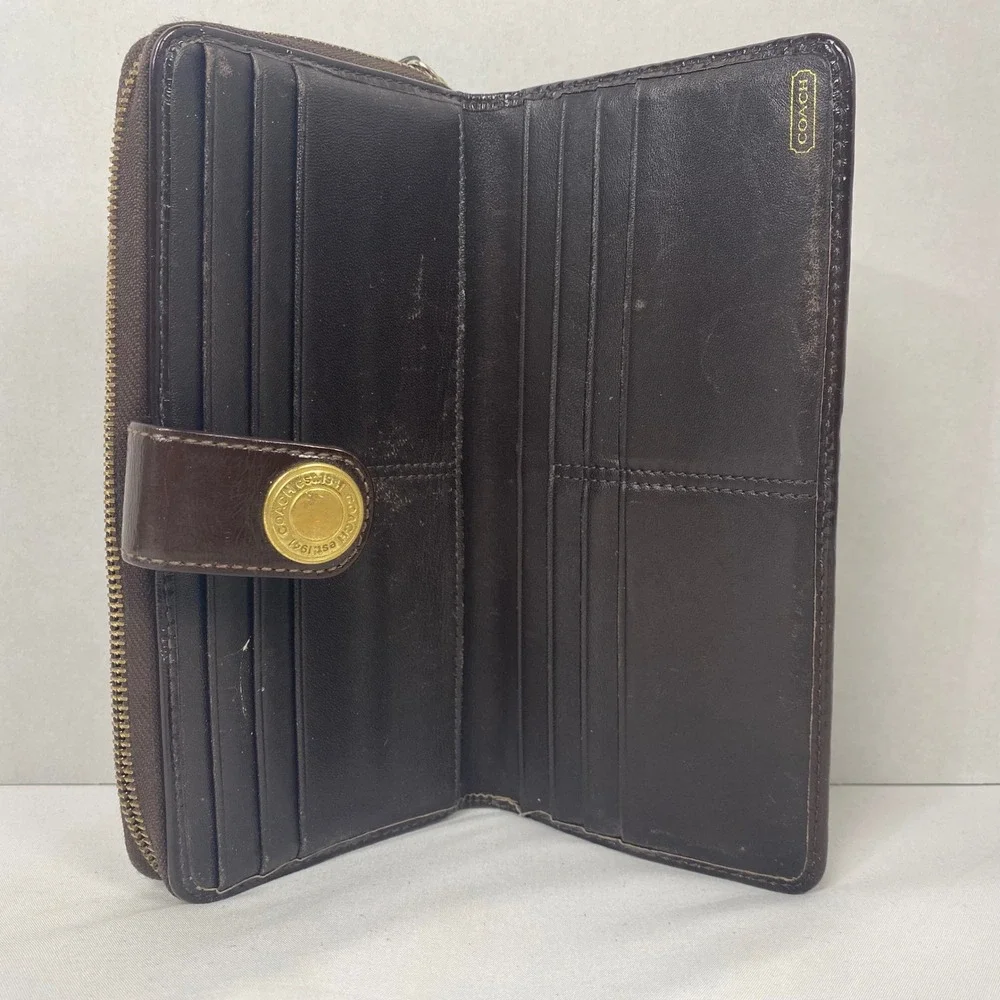Coach Womens Brown Signature Canvas‎ Monogram Legacy Stripe Tri-Fold Wallet Snap